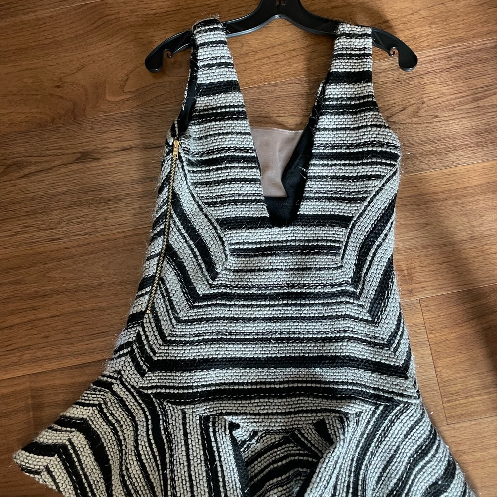Three floor short day dress